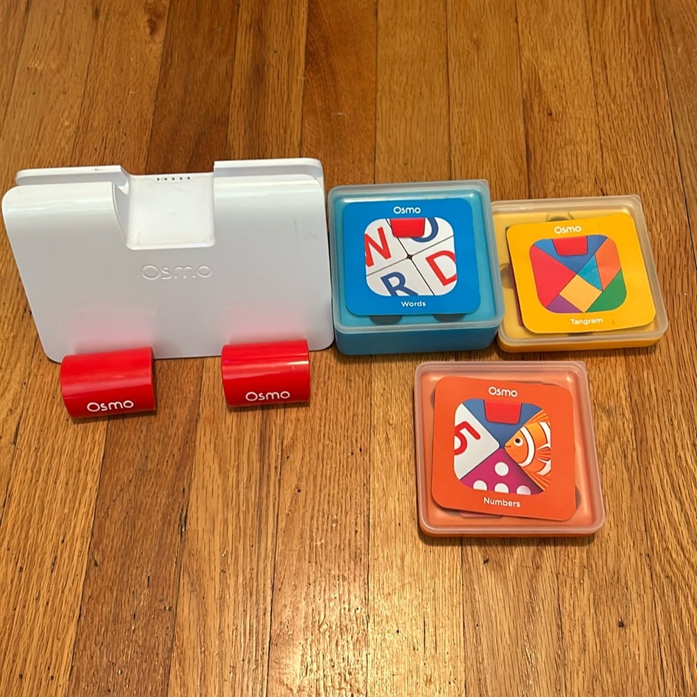 Osmo Genius Starter. Works with Apple iPad.  Features Words, Numbers, & Tangram